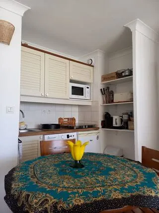 alt="Ambiance Océanique – Vue intérieure ou extérieure de la villa avec équipements modernes"