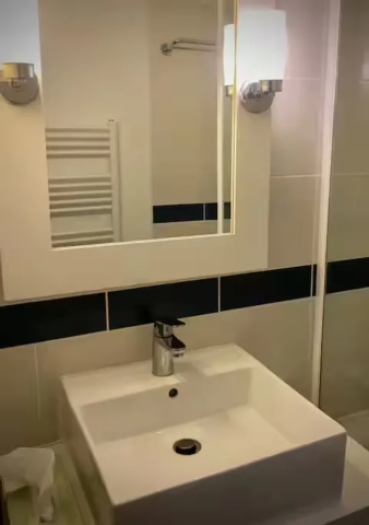 alt="T2 – Salle de bain moderne "