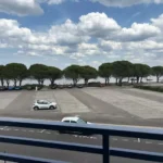 Balcon avec vue sur le lac