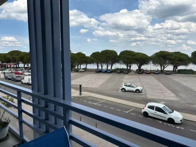 vu parking et lac 60 11zon 1024x768