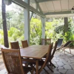 Terrasse et jardin villa Lacanau Océan BBQ